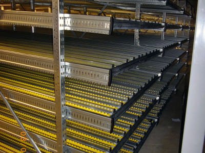 Sandėlio lentynų sistemų montavimas/montavimas - Danija, "InterVare" 2